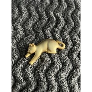 Vintage Gold‎ Cat Brooch